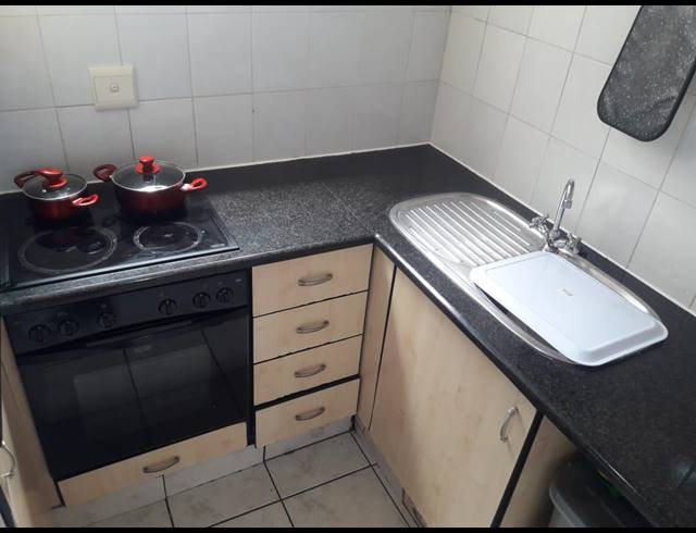 1 BEDROOM FLAT RENTED IN MORNINGSIDE